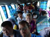 Knus in de bus