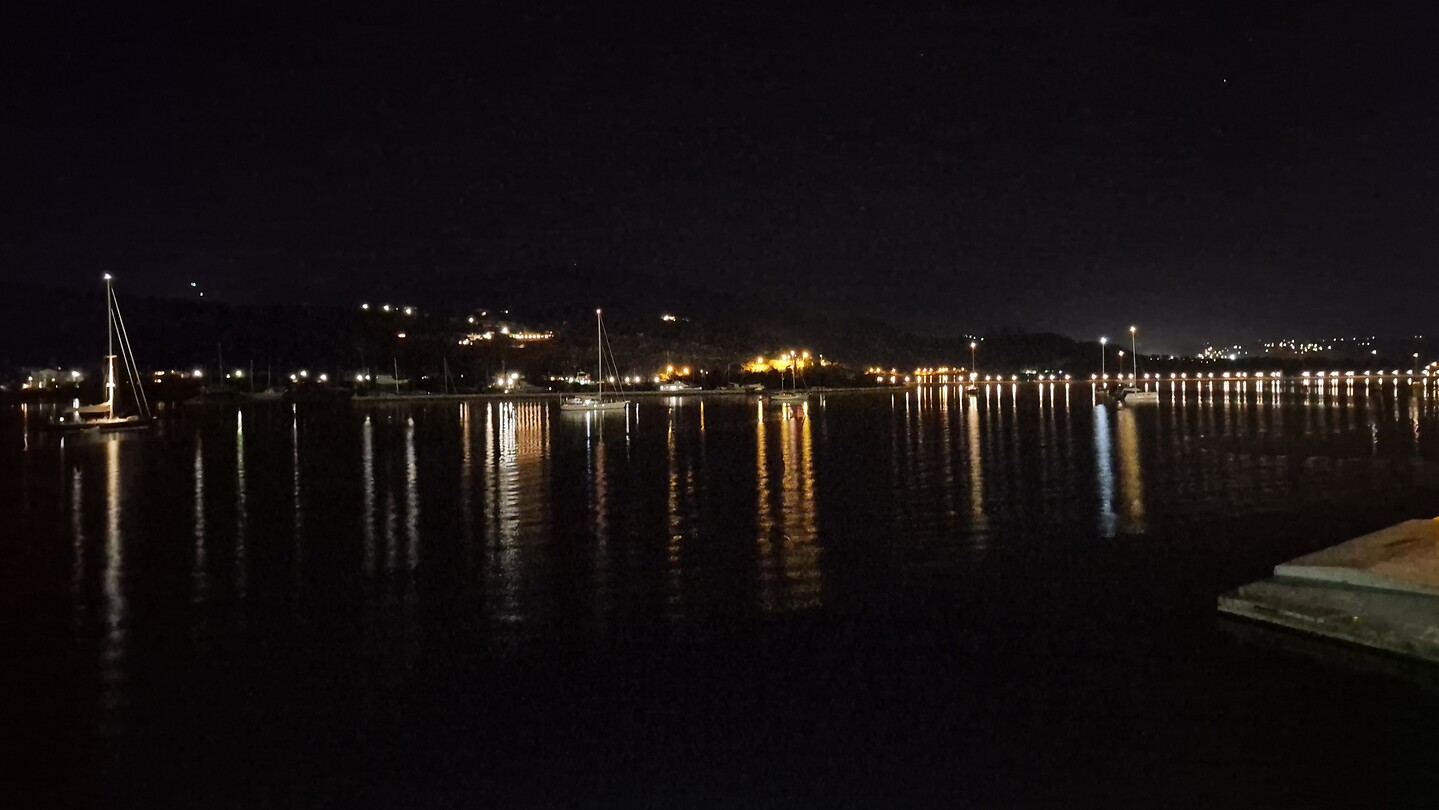 in de haven van Argostoli