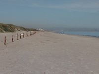 Het strand bij de camping.