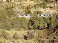 Trein in het dal bij Navajas.
