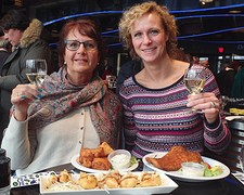 a24 Bianca en Marijke bij Schmidt