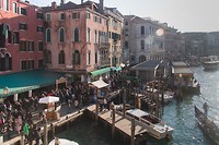 b031 Ponte de Rialto, Venetië