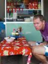 aan de locale eettafel
