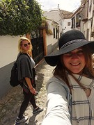 Granada met C.K.