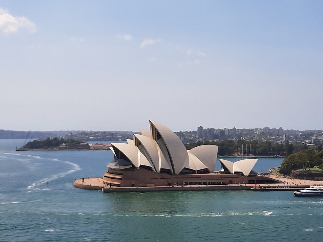 2 The Opera House & Harbour Bridge (4)