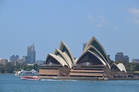 2 The Opera House & Harbour Bridge (8)