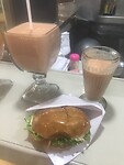 Hamburger met kip en jugo especial