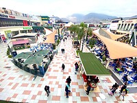 Mega Plaza