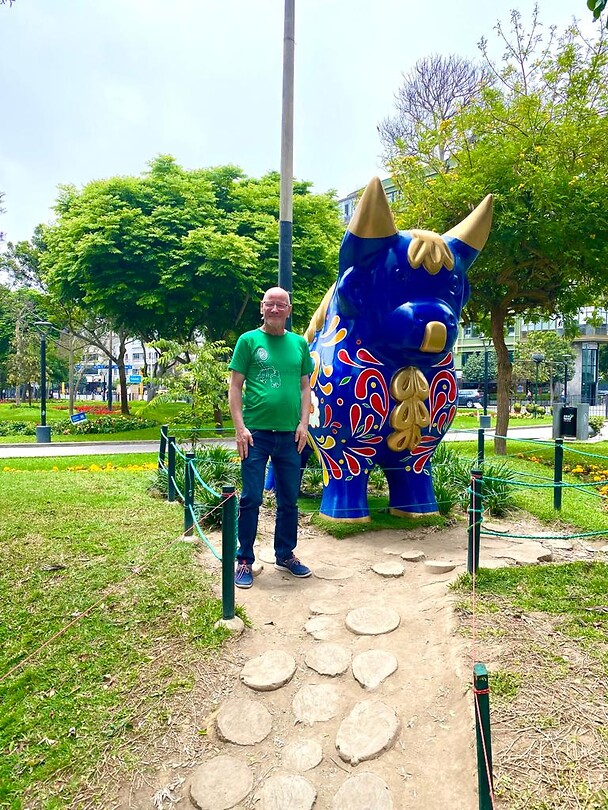 Sculptuur in park Miraflores