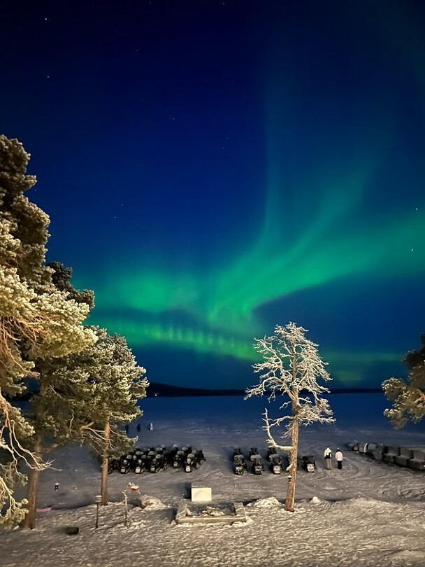 Lake aurora