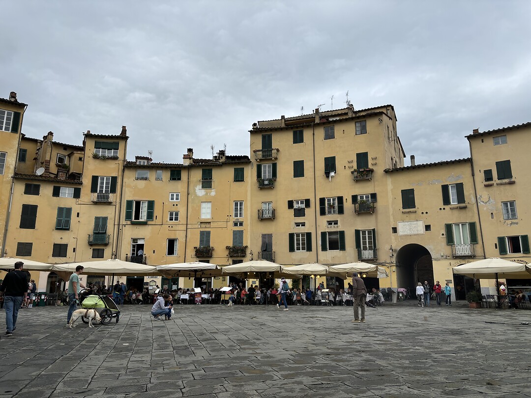 Piazza dell anfiteatro