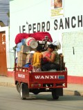 Moving houses in Peru - this is the way to go!