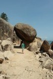 Richard bij de rotsen op magnetic island, vlakbij de rock wallabies.