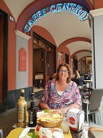 Lunch stop in Canale