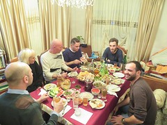 Uitnodiging Allesandro! Checkt die tafel!
