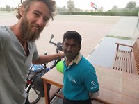 Kerel zat mijn koeken op te eten