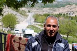 Omer, de beheerder van camping Cendere