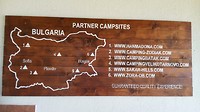 Veliko Tarnovo, bord met een keten van campings