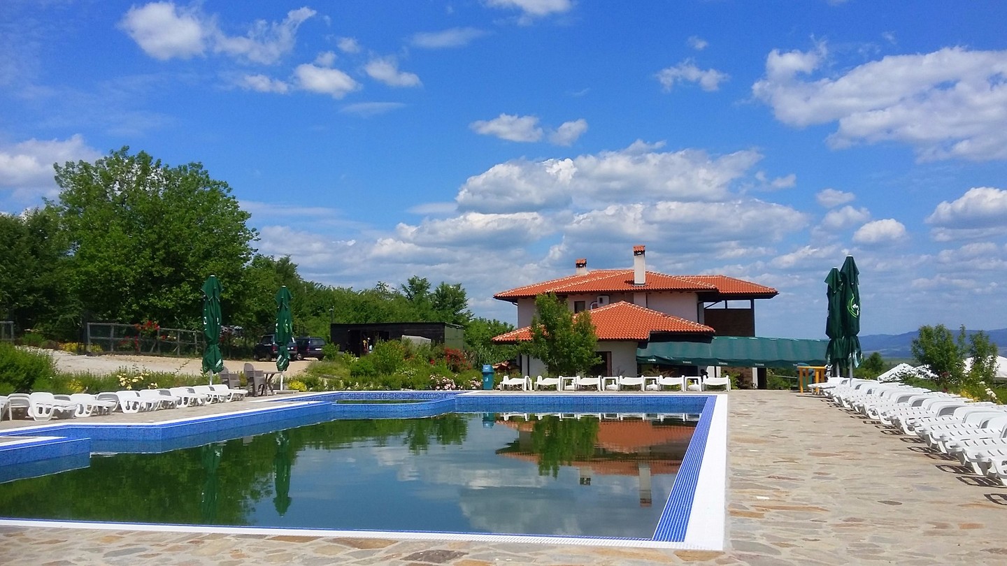 Veliko Tarnovo, zwembad op de camping