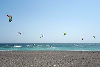 Motril, kitesurfers