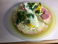 Lekker broodje met halalworst en camambert