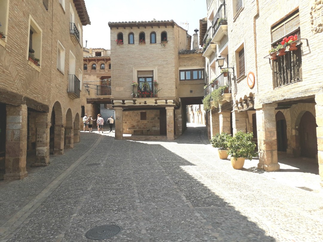 Alguezal, plaza Mayor Foto RiFra’s reisblog