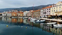 Senj, havenhuisjes
