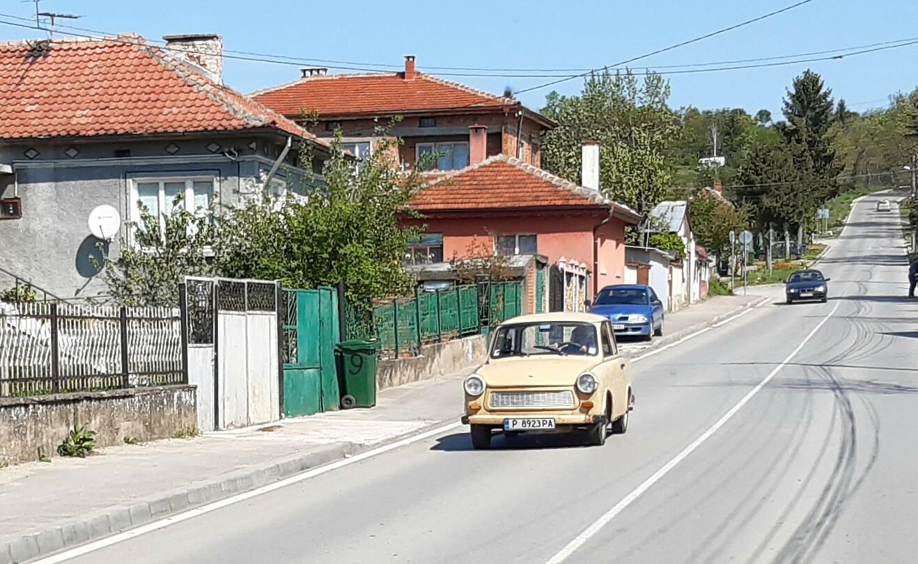 Bulgarije, een nog rijdend Trabantje