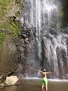 Verkoeling bij de waterval