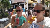 Een lekker drankje bij de lunch