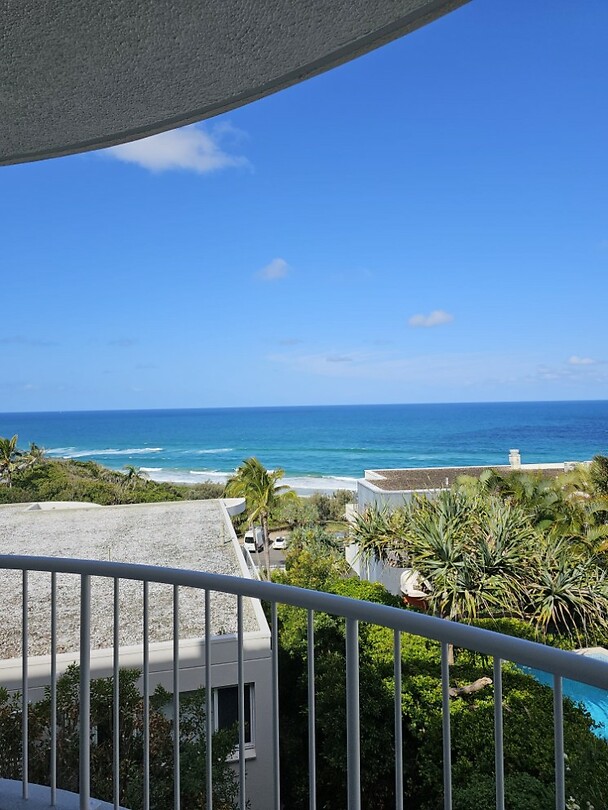Sunshine Beach1