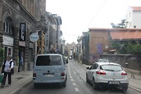 Rijden door oud Sarajevo