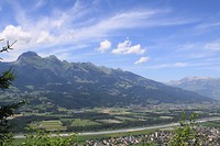 Vanaf Liechtenstein op Zwitserland gekeken.