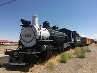Mooie oude stoomtrein aan de grens bij New Mexico