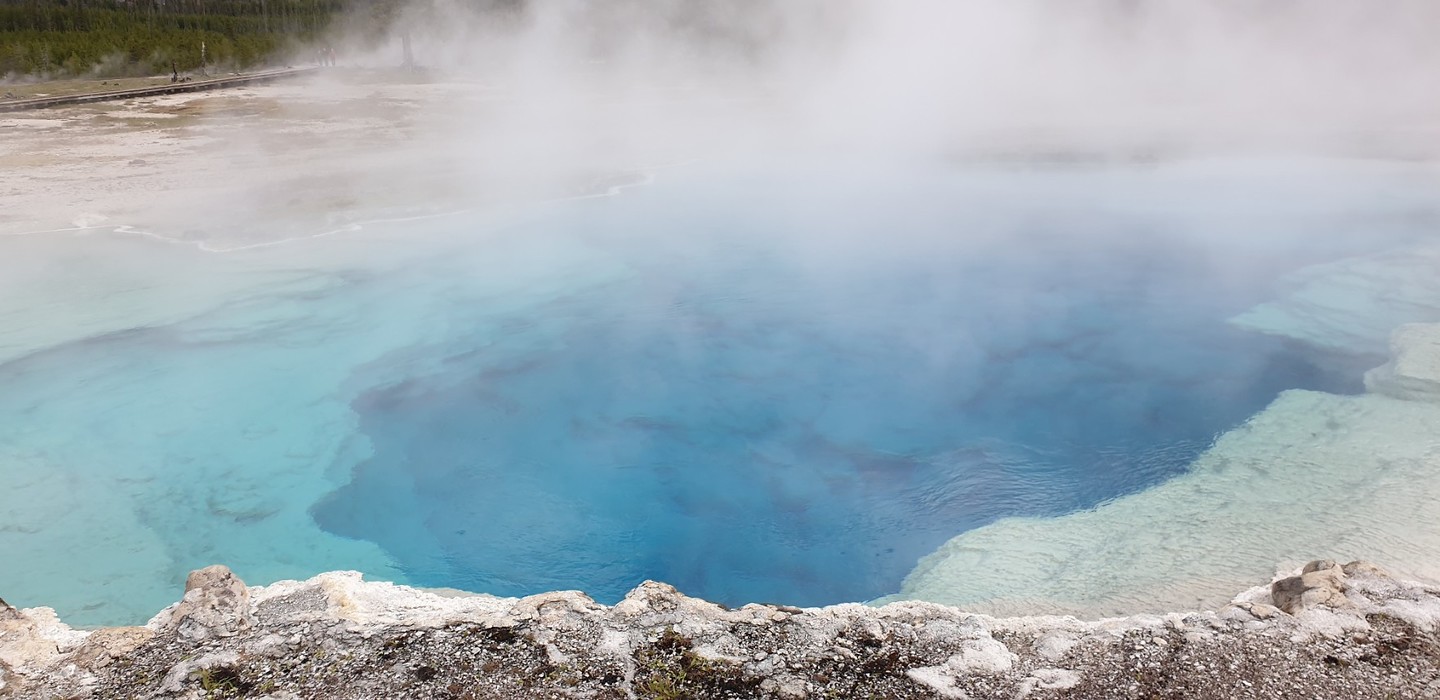 Turquoise spring