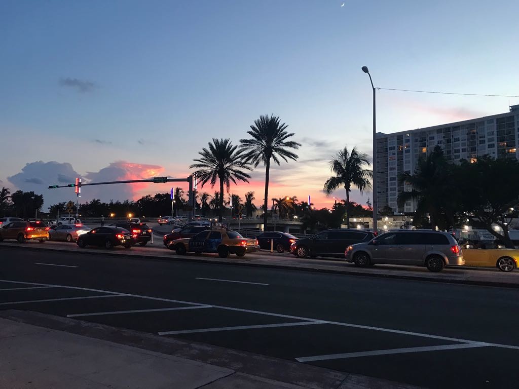 Sunset Miami (gemaakt door fotograaf Melle op terras voor het hotel).