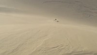 4-8-11f Robbert op sandboard berg