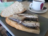 Vandaag een broodje Sardinas als  lunch
