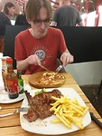Robert pizza, ik "klein" stukje vlees