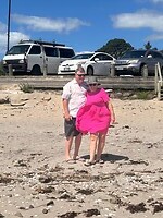 Strand van Pukehina met Allan en Gillian
