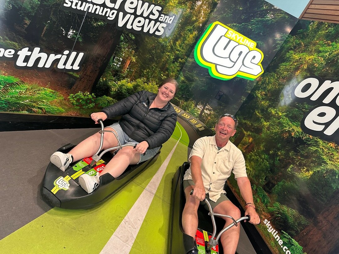 De Luge in Rotorua met Briana