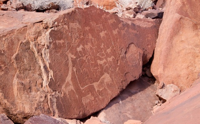 90-IMG_3099-Twyfelfontein