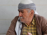 Zo gaan de koerden in Iran gekleed. Prachtige markante gezichten.