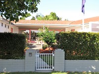 Dolphin Sands B & B