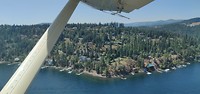 Vanuit watervliegtuig het meer bij Coeur d'Alene 2