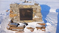 Plaquette John Munro Longyear