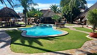 Zwembad C'est Si Bon Hotel