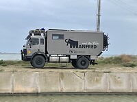 Manfred (naam van de truck) met Nederlands gezin
