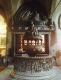 Doopvat uit de kathedraal