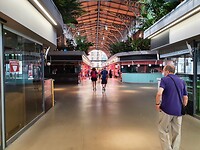 De markthal van binnen